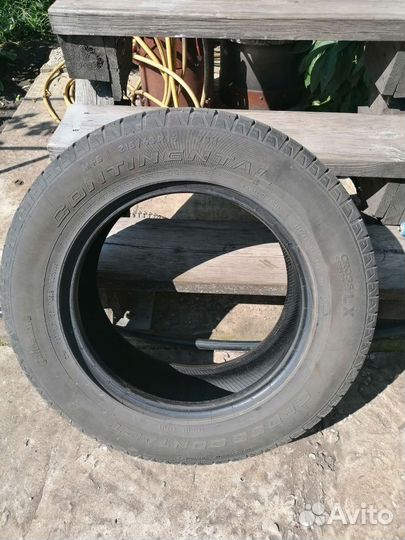 Continental CrossContact LX25 215/65 R16