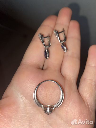 Серебряные серьги с кольцом