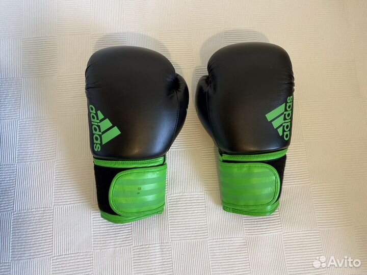 Перчатки боксерские Adidas 10oz