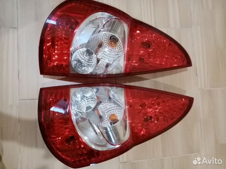 Фонарь задний ваз 2171 правый