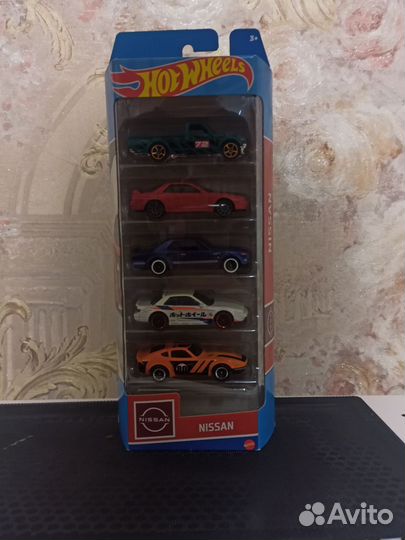 Hot wheels premium