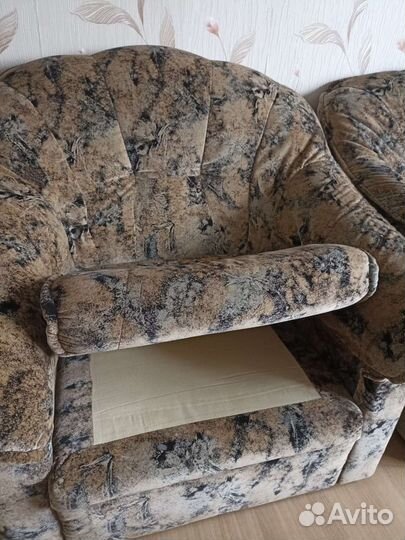 Диван и 2 кресла