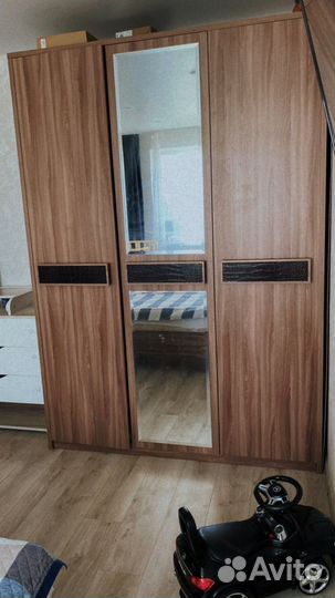 Спальный гарнитур