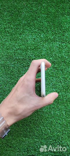 Телефон iPhone 7 128gb