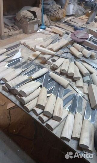 Нож кованый ручной работы