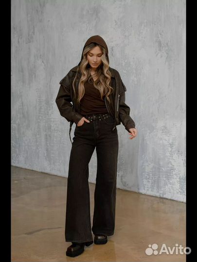 Джинсы широкие