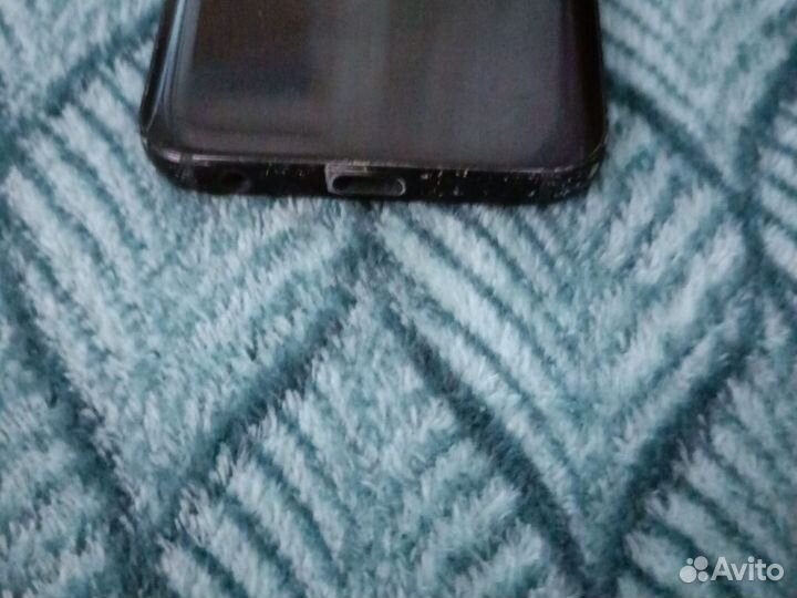 Samsung Galaxy A3 (2017) SM-A320F/DS, 2/16 ГБ