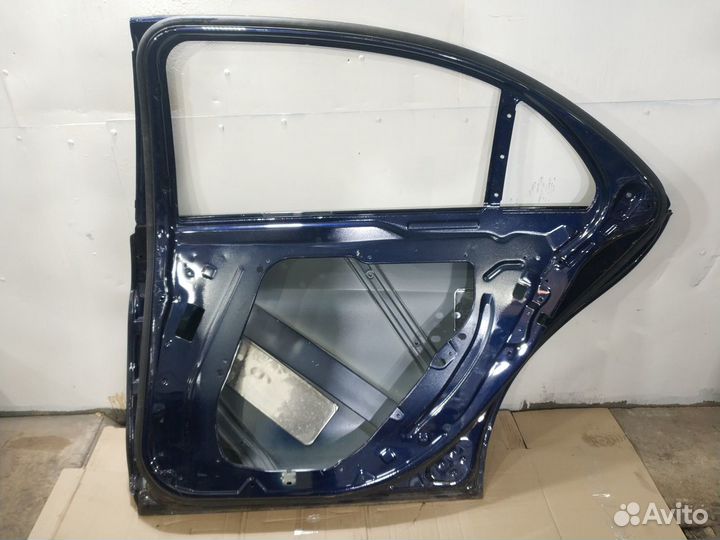 Дверь задняя правая Mercedes S 222