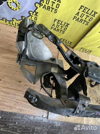 Рамка радиатора (телевизор) Mercedes Benz S-class