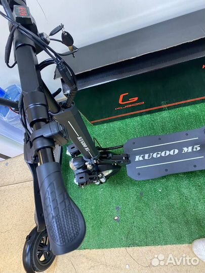 Электросамокат Kugoo Kirin M5 / Новый / Гарантия