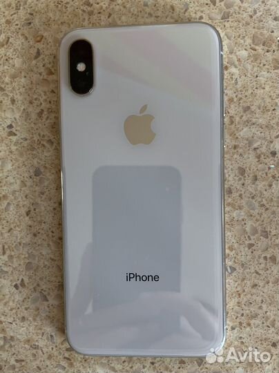 Телефон iPhone X