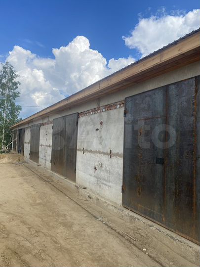 Гараж, > 30 м²