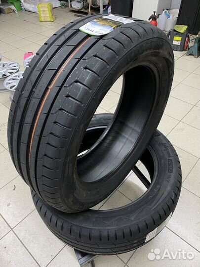 Ikon Tyres Autograph Ultra 2 SUV 275/45 R20