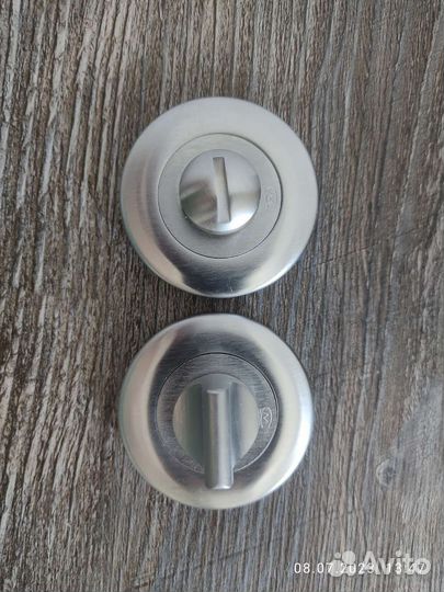 Дверная ручка с с/т накладкой