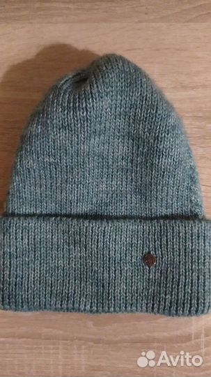 Шапка женская вязаная