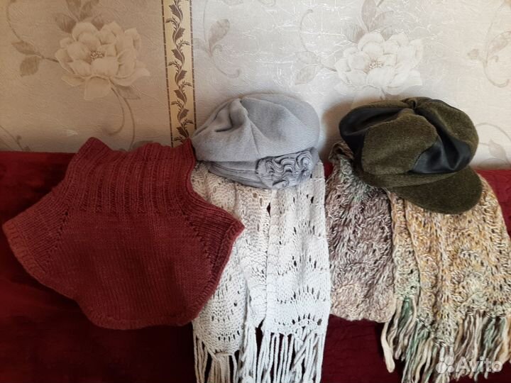 Женские берет шапка