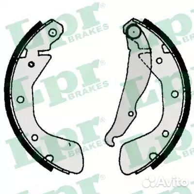 Колодки тормозные барабанные 06800