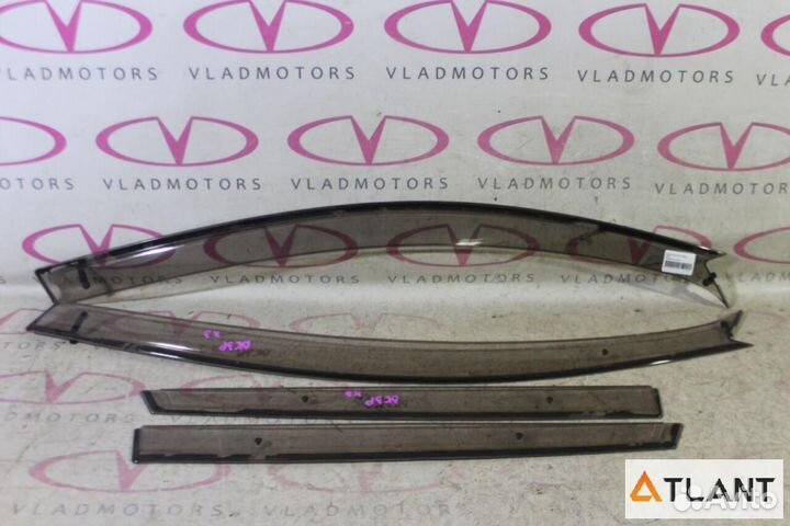 Ветровик mazda axela