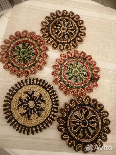 Салфетки на стол круглые