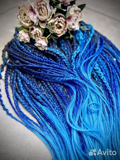 Три комплекта DE кос с яркими кончиками