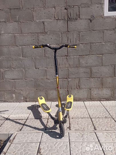 Самокат трехколесный для взрослых