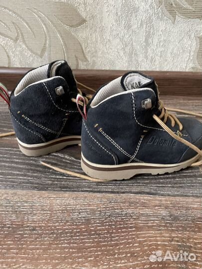 Ботинки для девочки 25