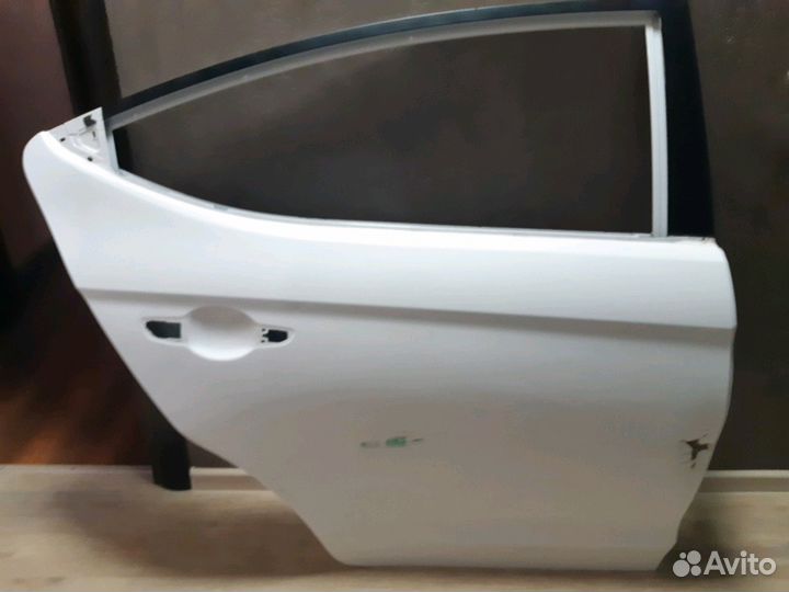 Двери Hyundai Elantra (2016)