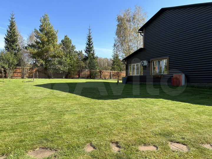 Дом 214 м² на участке 24 сот.