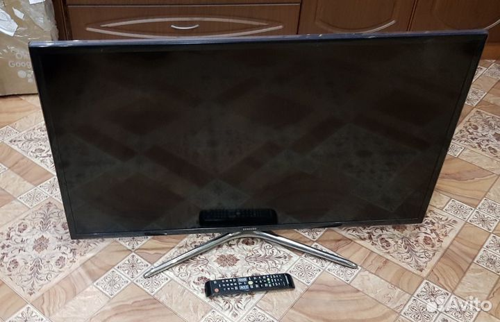 Телевизор samsung SMART tv 40