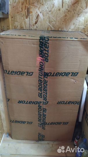 Лодка Gladiator Е380S нднд