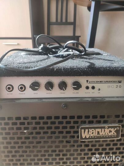 Басовый комбоусилитель warwick bc 20
