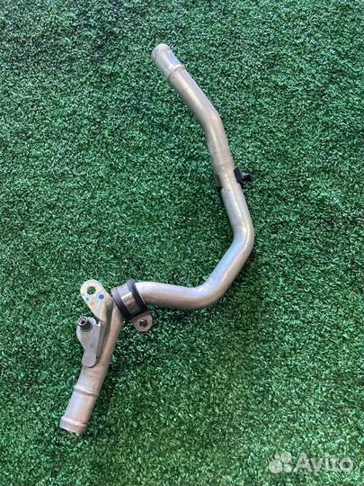 Патрубок охлаждения Mercedes-Benz E-Class W212