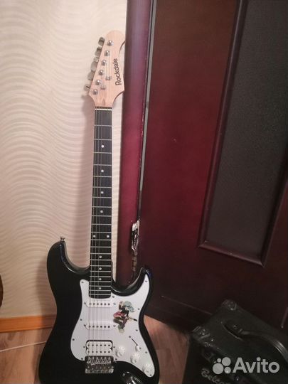 Электро гитара rockdale stars hss bk с комбиком