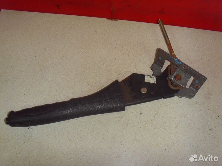 Рычаг стояночного тормоза 470162 Peugeot 206