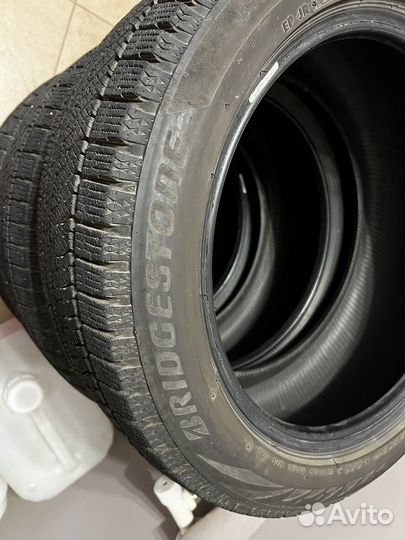 Bridgestone Blizzak Ice 225/50 R17 98