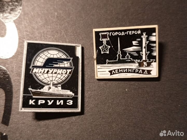 Значки СССР стеклянные