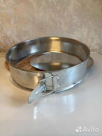 Форма для выпечки, разъемная