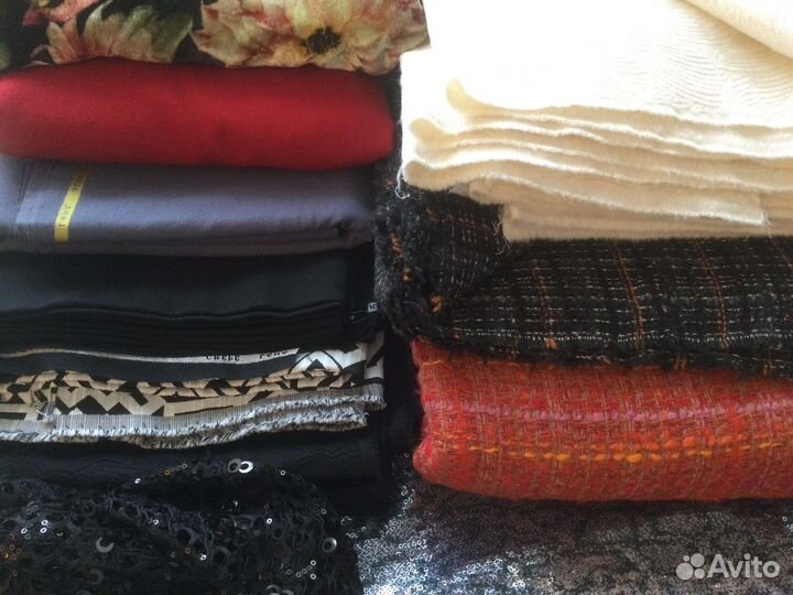 Продаю шерстяные ткани
