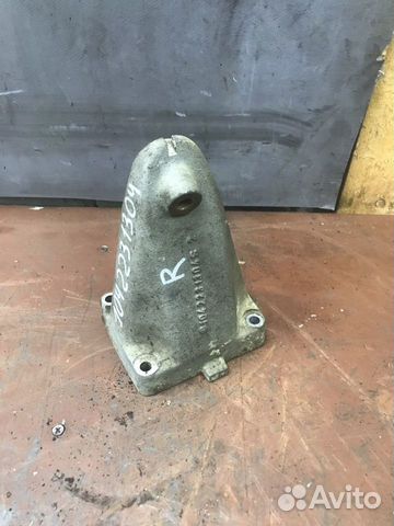 Кронштейн двигателя mercedes m104 правый