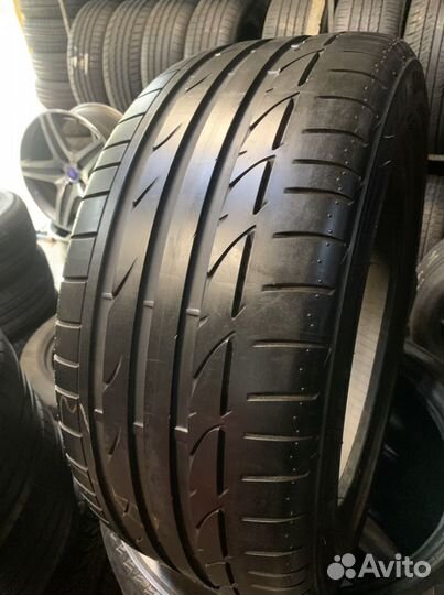 Bridgestone Potenza S001 255/45 R17