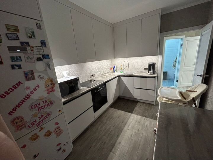 2-к. квартира, 64 м², 17/21 эт.