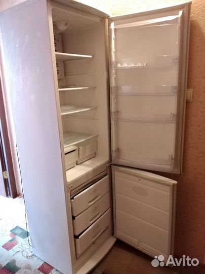 Холодильник бу высокий бирюса