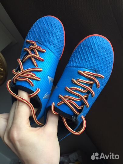 Кроссовки Adidas новые детские футбольные р.28