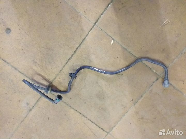 Трубка вакуумная Пежо 308