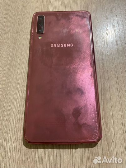 Samsung Galaxy A7 (2018), 4/64 ГБ