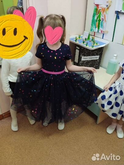 Продам красивое платье для девочки