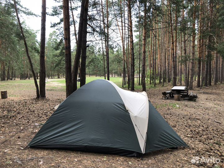 Палатка Montana 4 местная с тамбуром