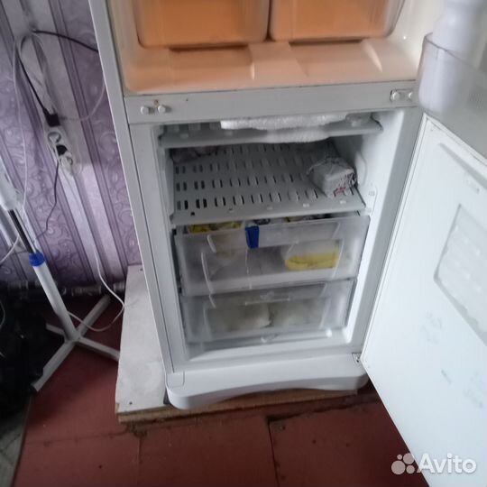 Холодильник бу