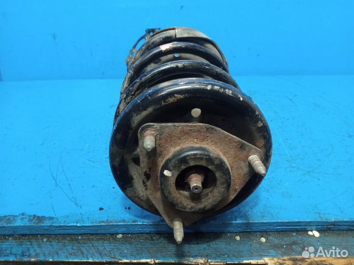 Амортизатор передний правый Mitsubishi Outlander