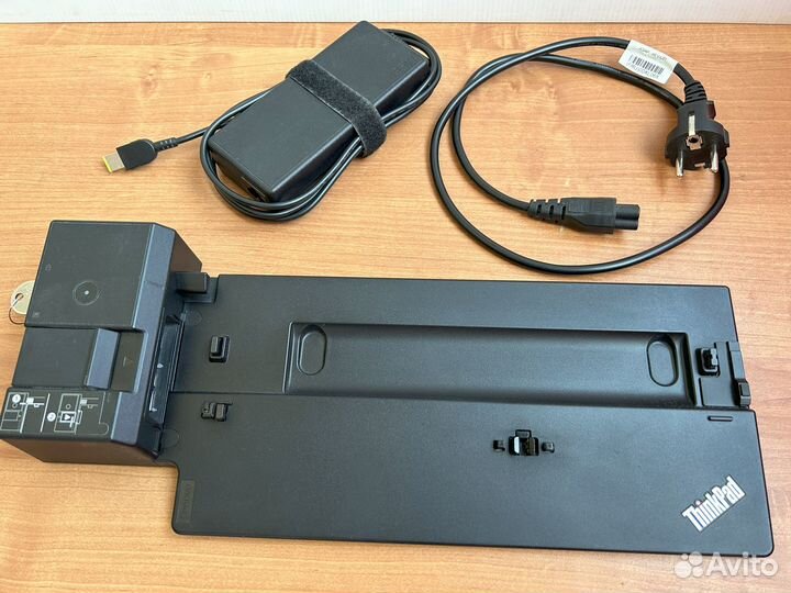 Док станция Lenovo Thinkpad Ultra Docking 40AJ